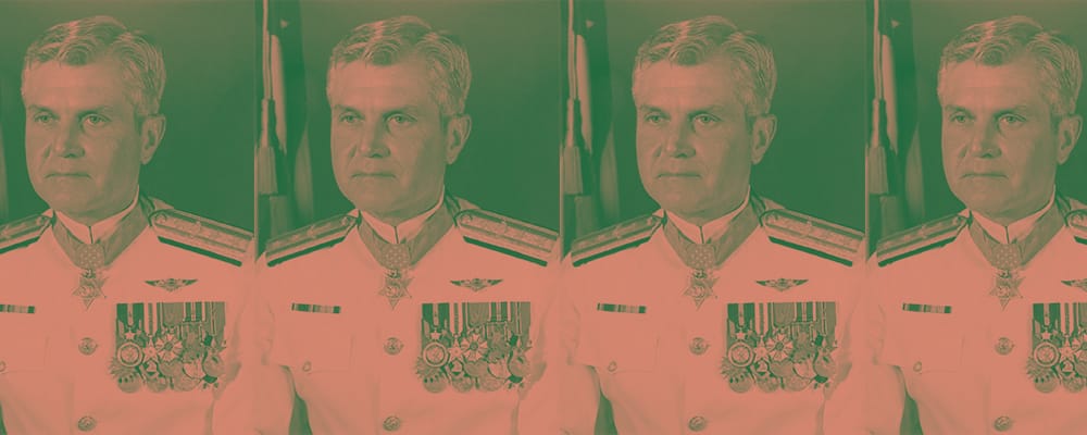 vice admiral james b. stockdale in uniform
